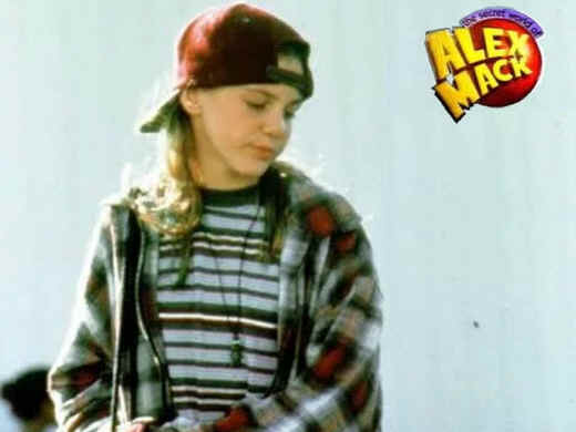 alexmack_1.png (854623 bytes)